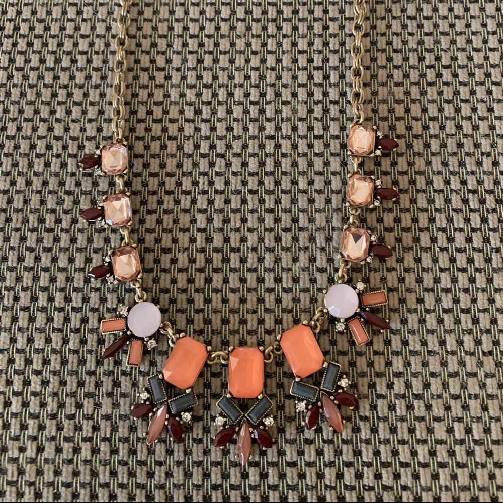 Loft Necklace